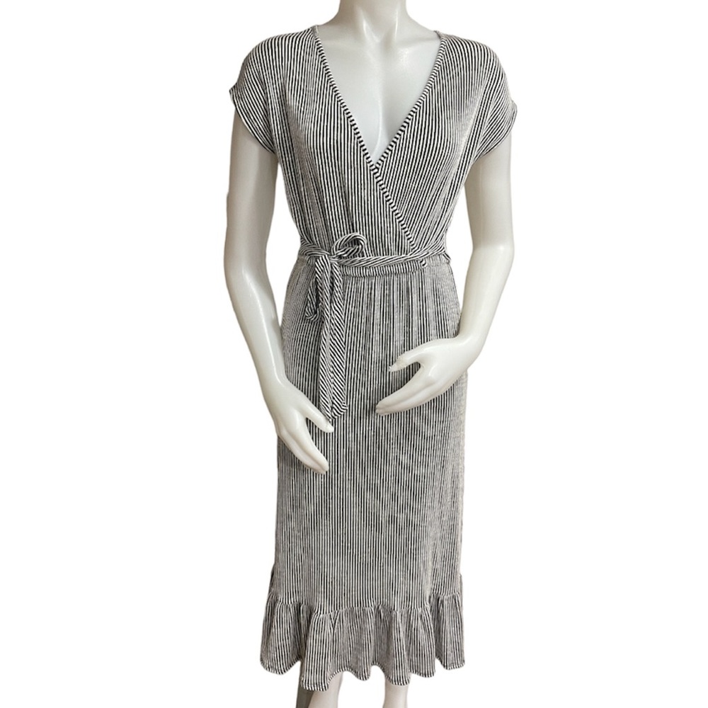 Caution to the wind  Striped Maxi Dress with belt size Large